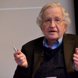 Es Estados Unidos y no Cuba quien está aislado, dice Chomsky